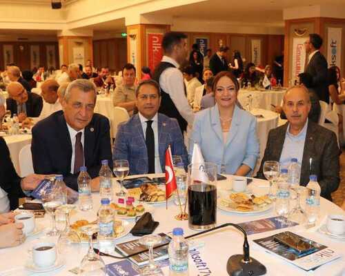 Celebrating its 17th anniversary in Gaziantep, Nlksoft Chairman of the Board of Directors Nalan Kurt Headline is in Mardin Söz Newspaper.